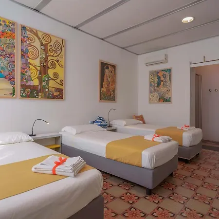 Casa Diaz Πανσιόν 3*